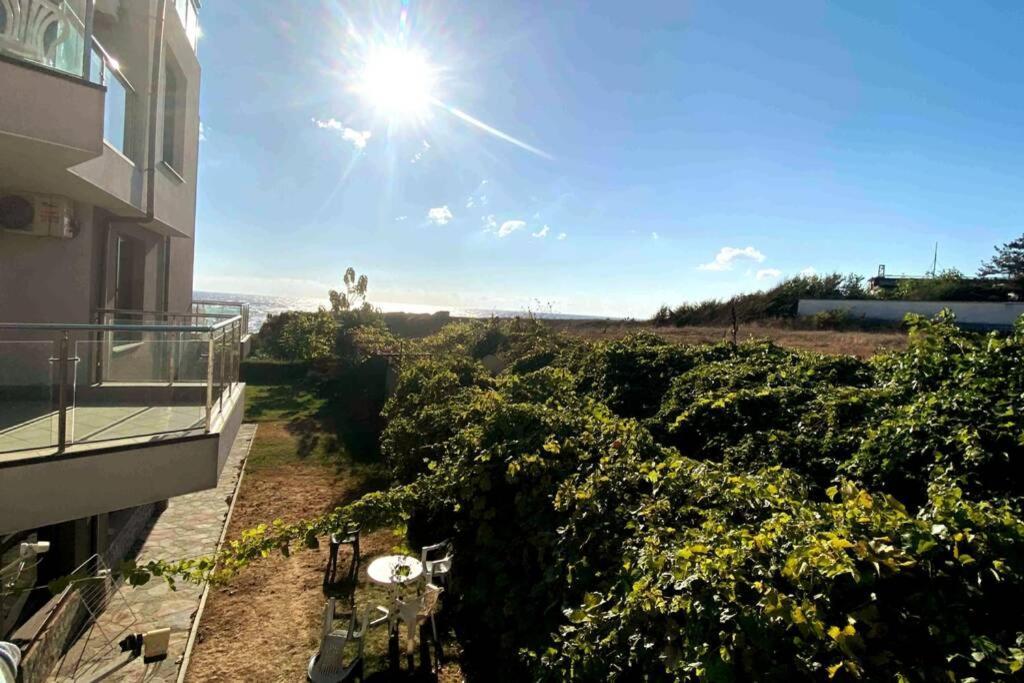 Seaview Dreamy Apartment With A Pool And Garden Sinemoretz Dış mekan fotoğraf